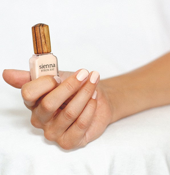 Sienna first made safe nail polish us.sienna.co