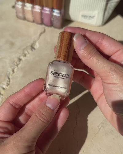 Lullaby painted on nails video